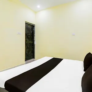 O The Pratima Hotel